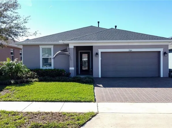209 Silver Maple Rd, Groveland, FL 34736