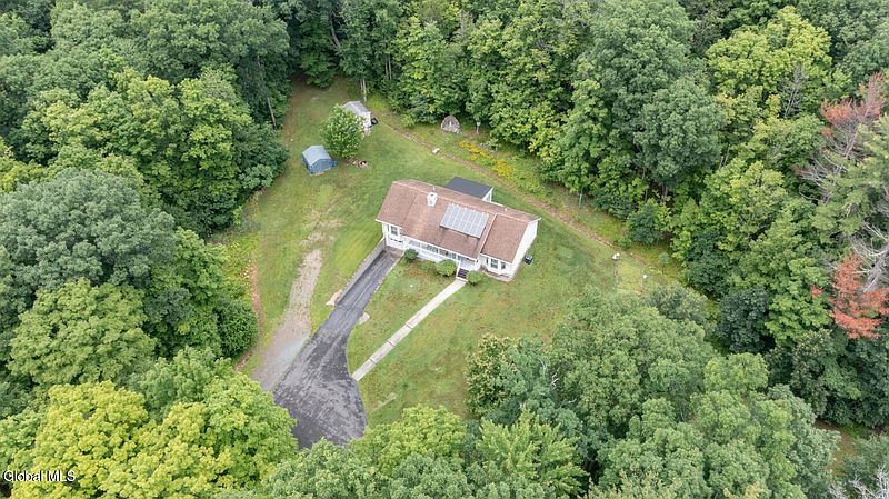 4th image of 75 Boyce Road