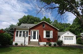 1st image of 3 Barton Ave