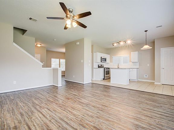 2nd image of 11840 Chanteloup Dr
