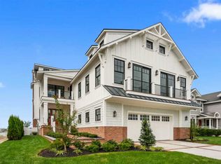 312 42nd St, Avalon, NJ 08202