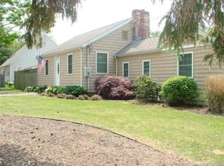 1350 Boston Post Rd, Old Saybrook, CT 06475