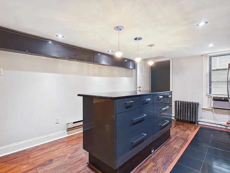 1409 Monroe St NE #2 — Photo 5
