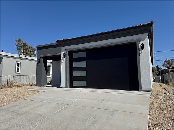 3rd image of 1826 Coronado Drive