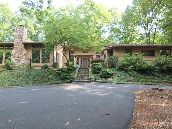 2nd image of 6929 Pine Needle Dr
