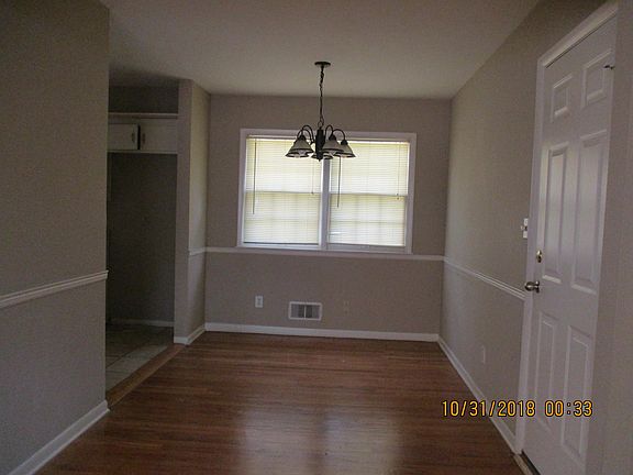 3rd image of 8916 W 97th Ter