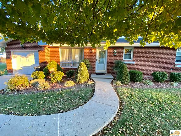 5th image of 78 Country View Ct