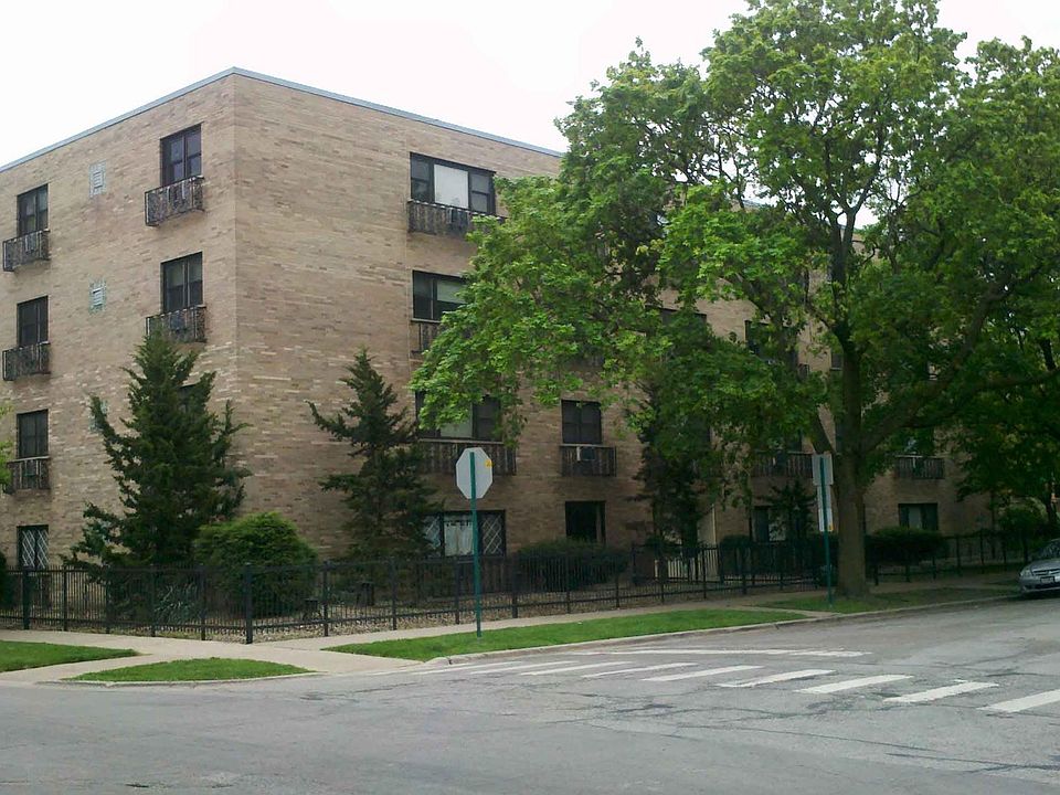 1st image of 300 S Maple Ave APT C4