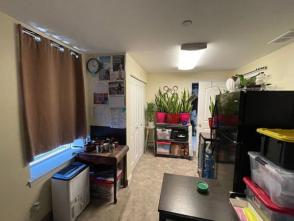 4th image of 7534 N Claremont Ave #2
