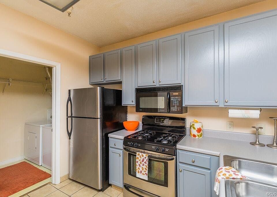 1st image of 9601 Links Way APT F