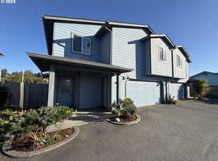 714 Pioneer Rd #1B, Brookings, OR 97415