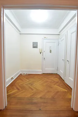 Rented by (Legacy) NY Quality Living Uptown | media 8