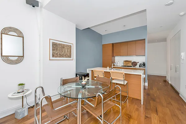 Rented by Compass | media 27