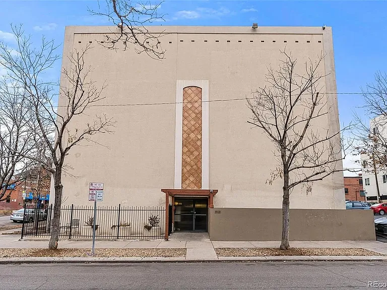 1390 N Emerson St #508 — Photo 32