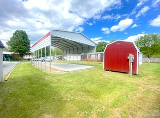205 Pike Point, Waynesville, NC 28785