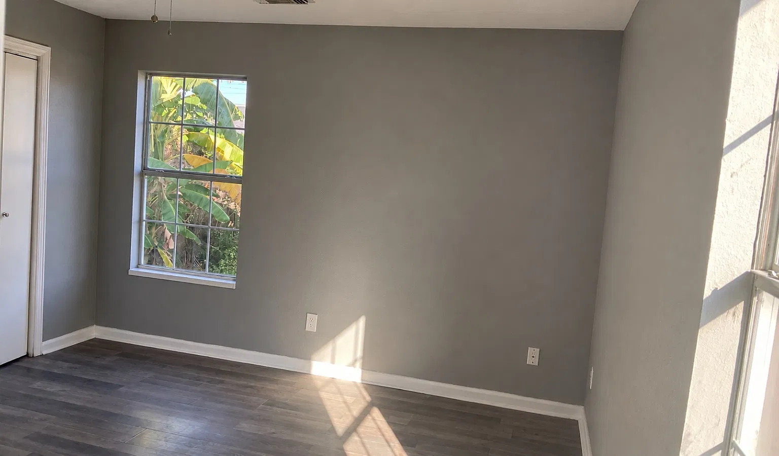 3 bed, 1142 sqft, $1,450 — Photo 2