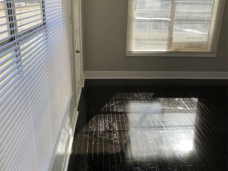1613 Park St — Photo 17