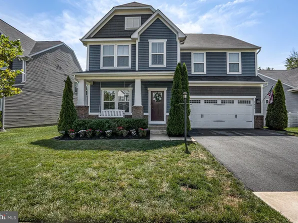 7424 Lake Willow Ct, Warrenton, VA 20187