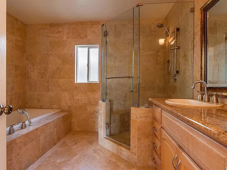 732 Portola Ave — Photo 5