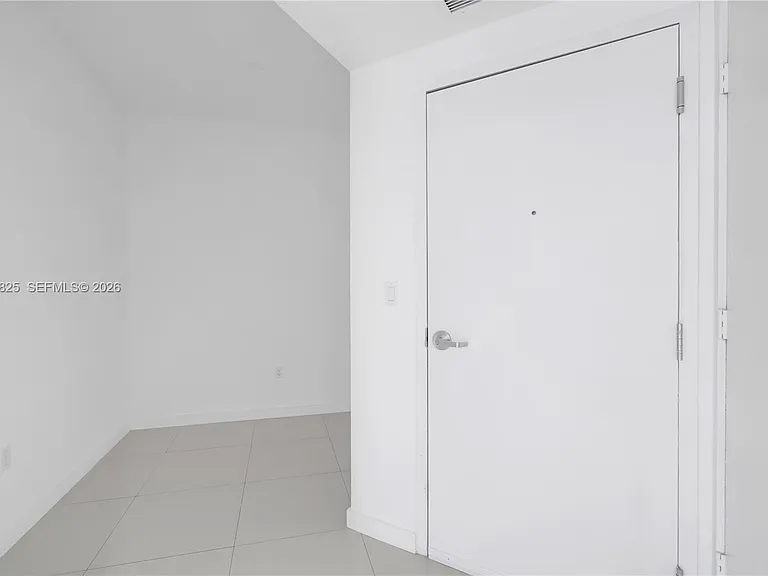 1010 SW 2nd Ave #1003 — Photo 26