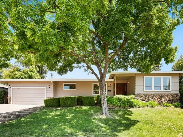 7773 Palmyra Dr, Fair Oaks, CA 95628