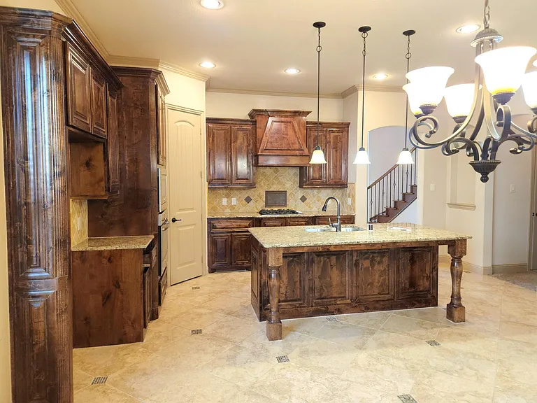 1016 Taylor Dr — Photo 12