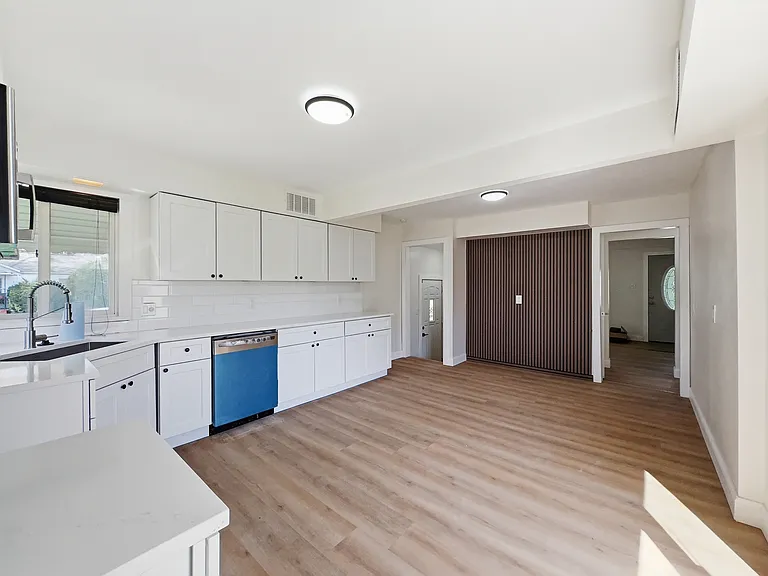 18410 Tranquil St — Photo 2