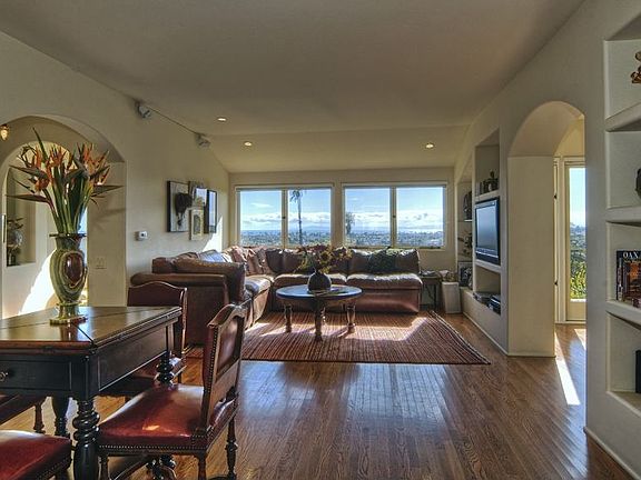 Family Room with Views to Sea and Beyond...