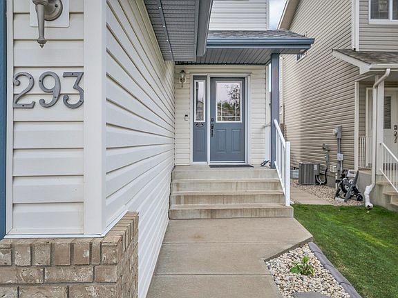 4th image of 293 Foxboro Cres