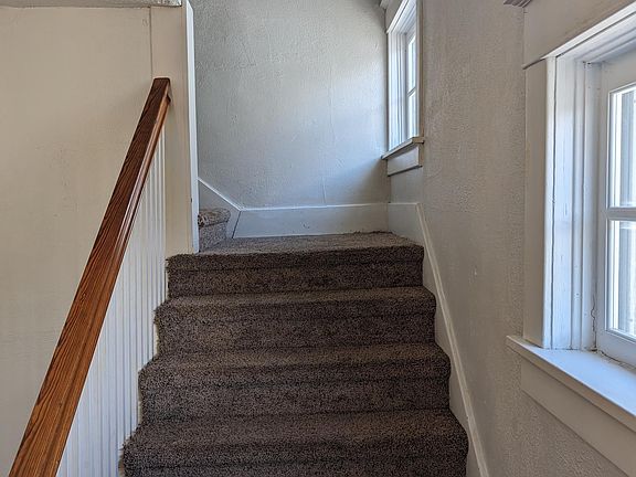 Stairs from entryway
