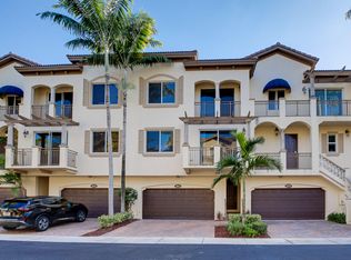 3061 Waterside Cir, Boynton Beach, FL 33435