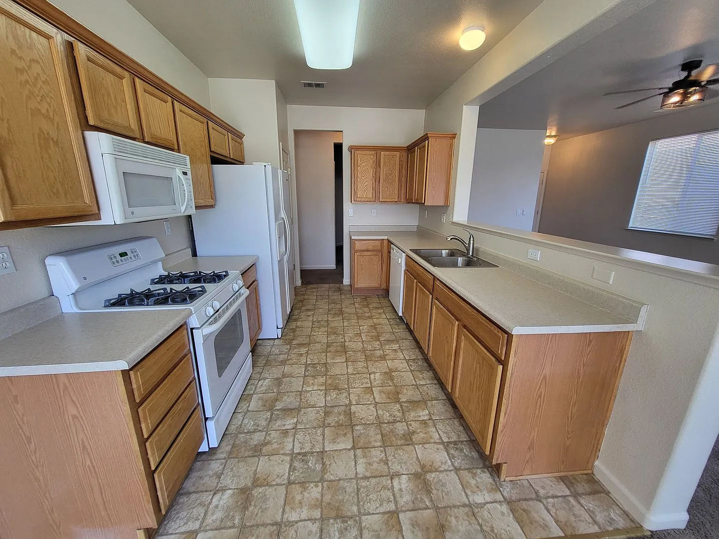 Located on Dayton Valley Golf Course- 365 Royal Troon Dr. Dayton NV — Photo 3