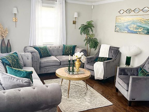2nd image of 236 Goldenrod Ave