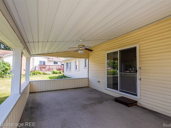 5th image of 1382 Peachwood Dr