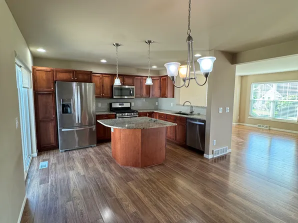 1714 Fair Pheasant Way, Sun Prairie, WI 53590