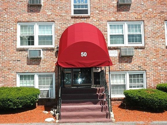 2nd image of 50 Danbury Dr APT 4