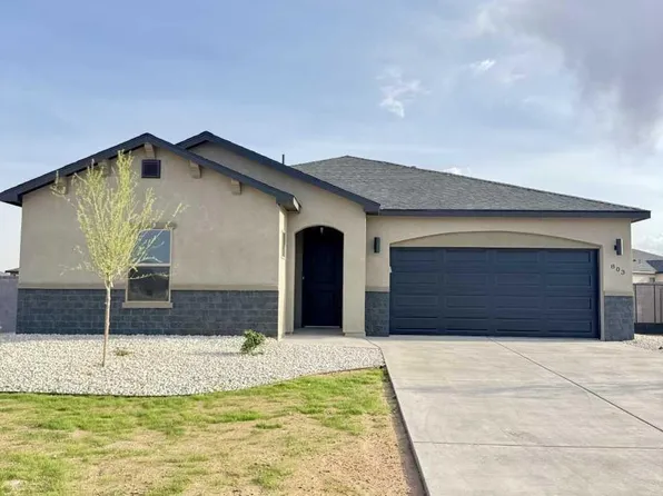 803 E Pat Garrett Ct, Carlsbad, NM 88220