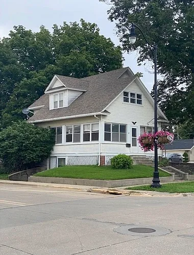 110 W 1st Ave Photo 1