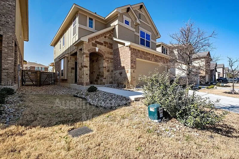 The Villas at University Park — Photo 2