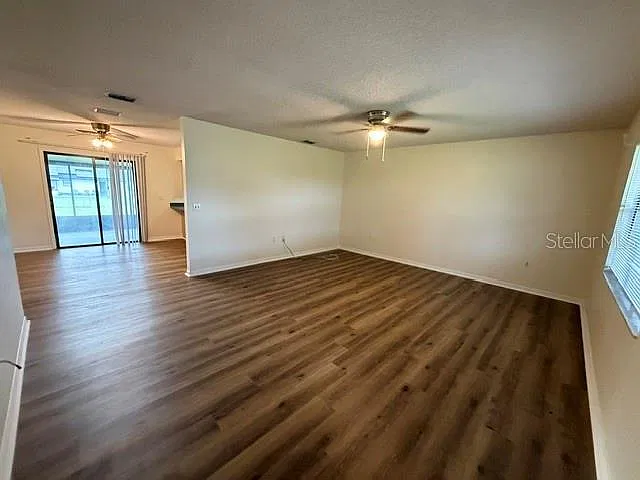 3 bed, 2.0 bath, 1288 sqft, $1,850 — Photo 4