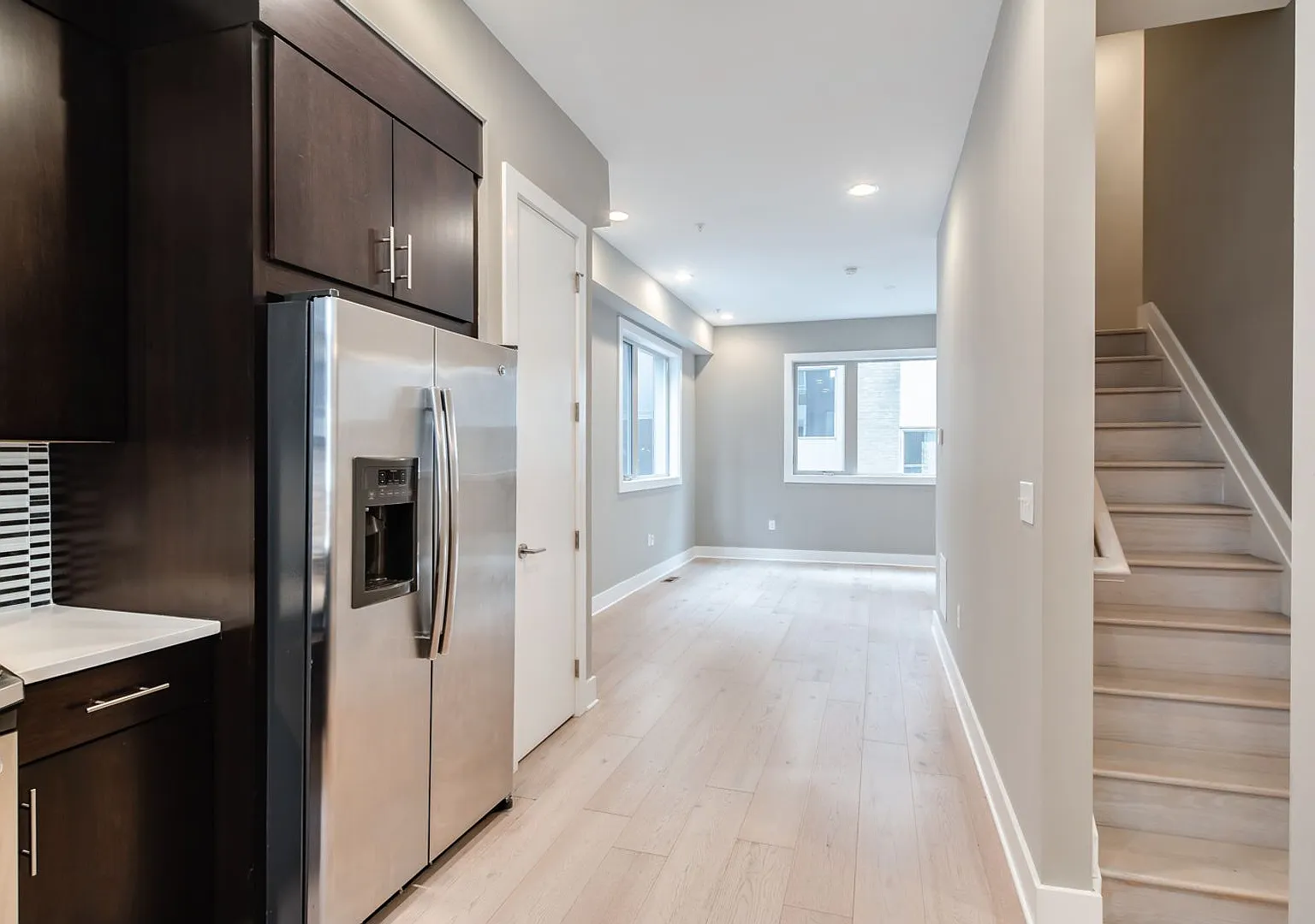 Northern Liberties Townhome with Parking — Photo 2