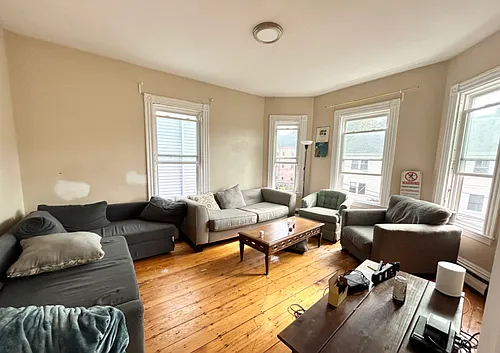 72 Calumet St #3F Photo 1