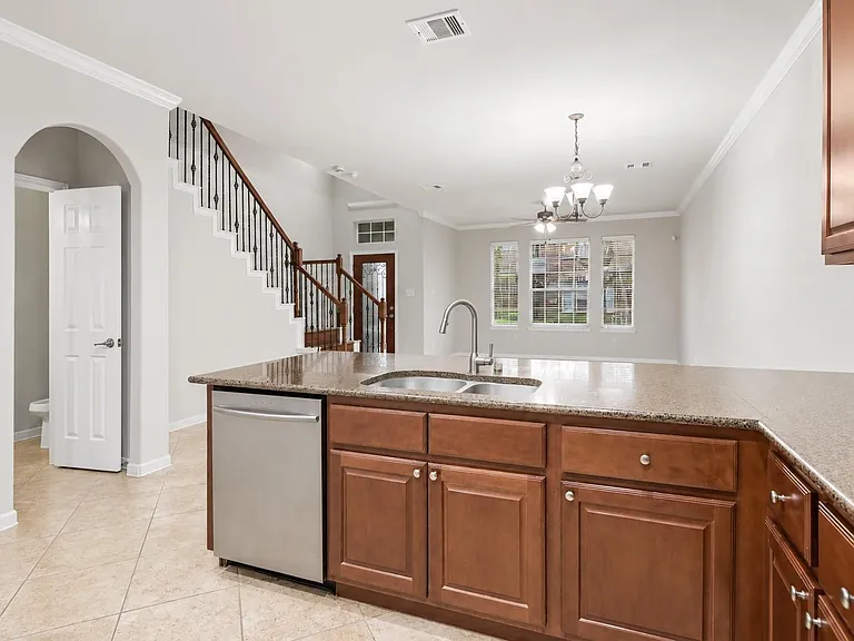 7 Umbria Ln — Photo 15
