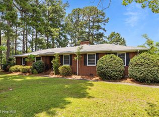 3015 Carey Rd, Kinston, NC 28504