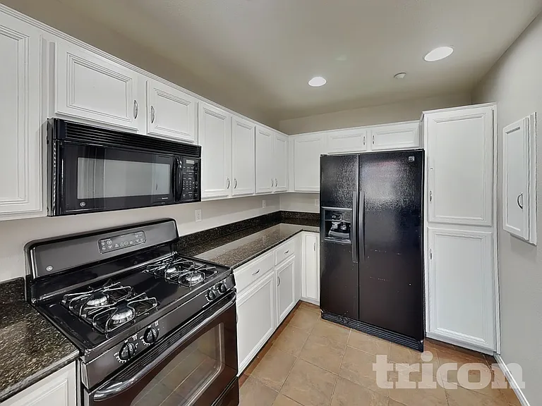 8921 Paula Jean Ave — Photo 7