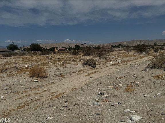 4th image of 0 El Centro Way