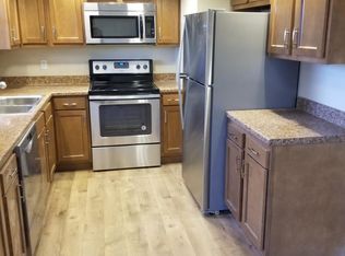 5 Maplewood Dr APT 8, Steubenville, OH 43952
