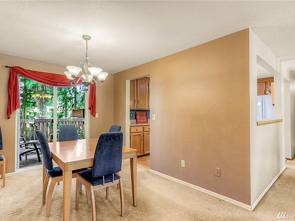4th image of 9606 165th Street Ct E