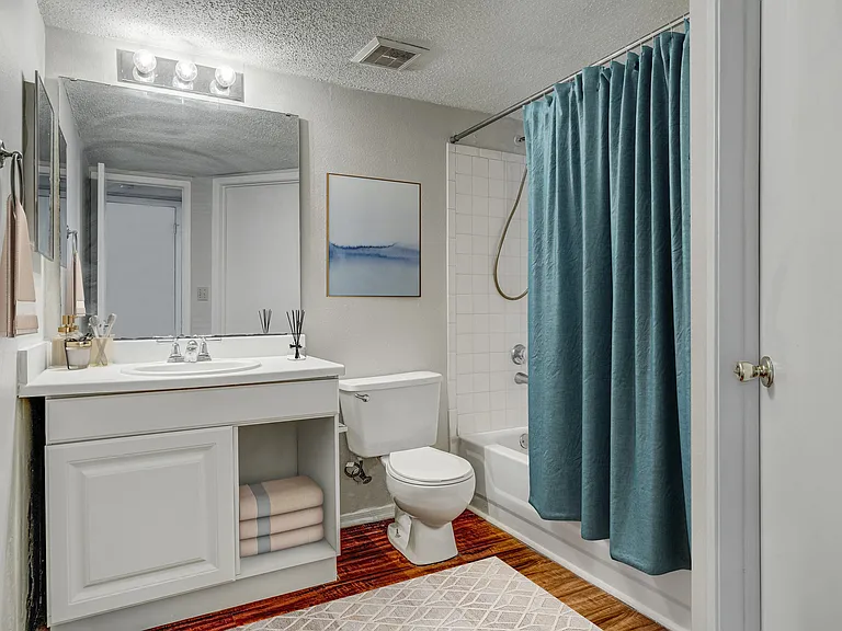2305 at Killearn — Photo 6