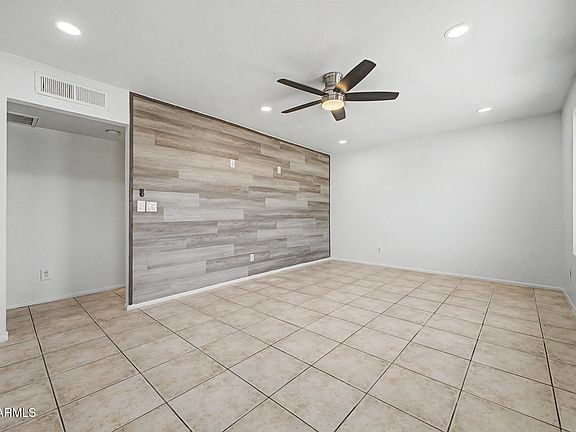 4th image of 1518 E Flossmoor Avenue